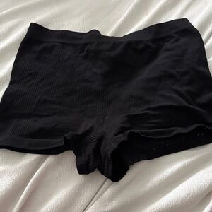 SHEIN Black Ribbed Athletic Shorts